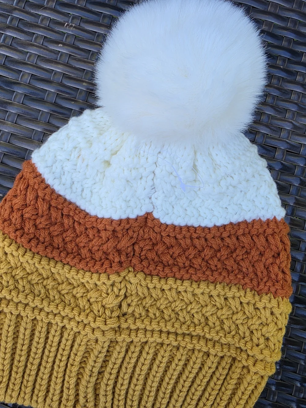 Candy corn Pom Beanie - Teens/adult